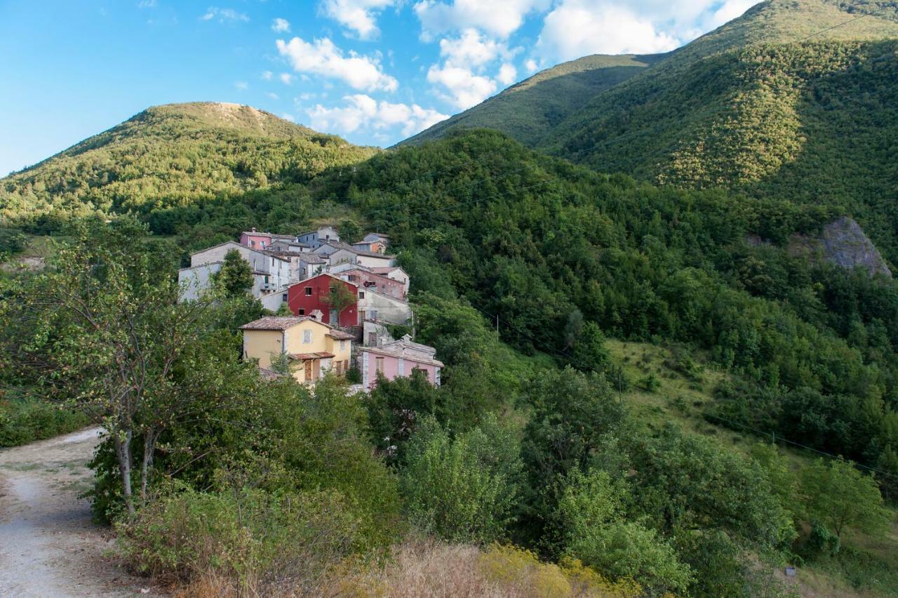 Agriturismo Slowcanda Cardella Buitenkant foto